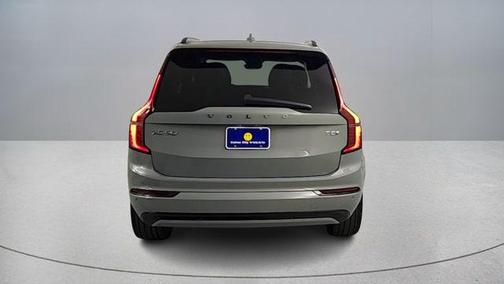 2026 Volvo XC90 Plug-In Hybrid T8 Ultra Dark Theme 7-Seater