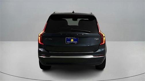 2026 Volvo XC90 Plug-In Hybrid T8 Plus 7-Seater