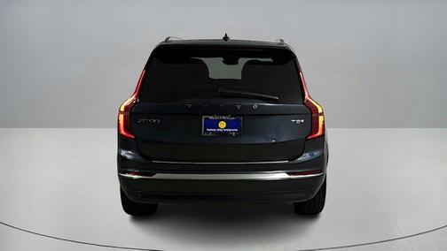 2026 Volvo XC90 Plug-In Hybrid T8 Plus 7-Seater