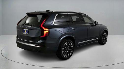 2026 Volvo XC90 Plug-In Hybrid T8 Plus 7-Seater