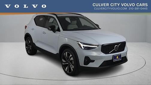 2026 Volvo XC40 B5 Ultra
