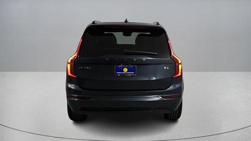 2026 Volvo XC90 B6 Ultra Dark Theme 7-Seater