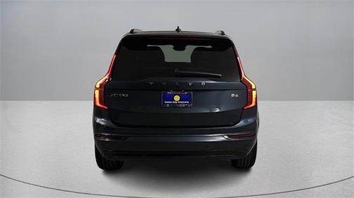 2026 Volvo XC90 B6 Ultra Dark Theme 7-Seater