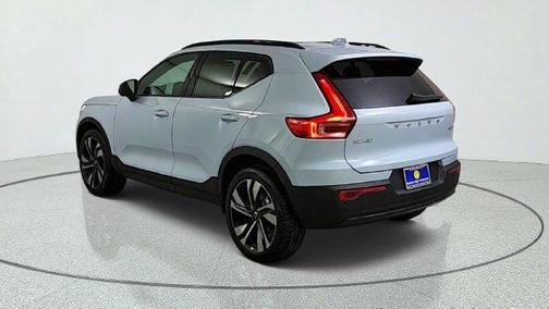 Cloud 9 White 2026 Volvo XC40 B5 Plus