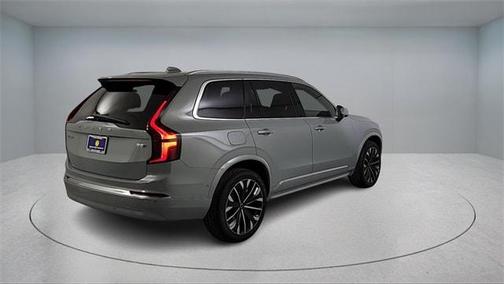 2026 Volvo XC90 B5 Plus 7-Seater