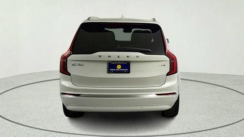Crystal White Pearl 2026 Volvo XC90 Plug-In Hybrid T8 Plus 6-Seater