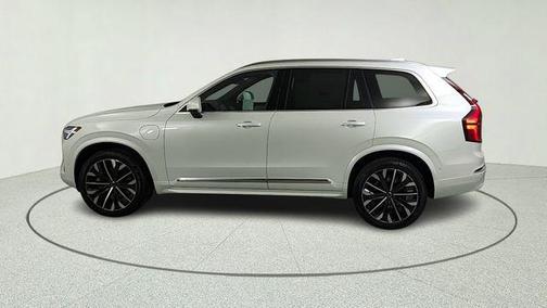Crystal White Pearl 2026 Volvo XC90 Plug-In Hybrid T8 Plus 7-Seater