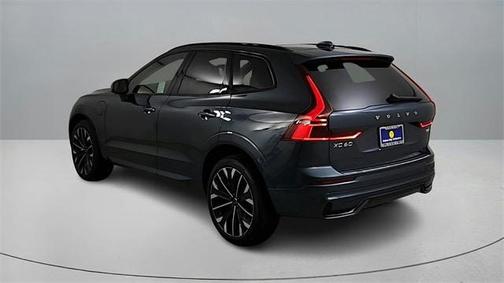 2026 Volvo XC60 Plug-In Hybrid T8 Ultra