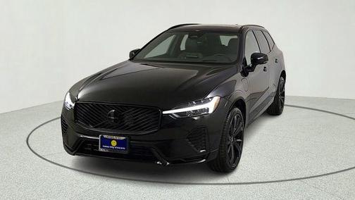 Onyx Black Metallic 2026 Volvo XC60 Plug-In Hybrid T8 Ultra Black Edition