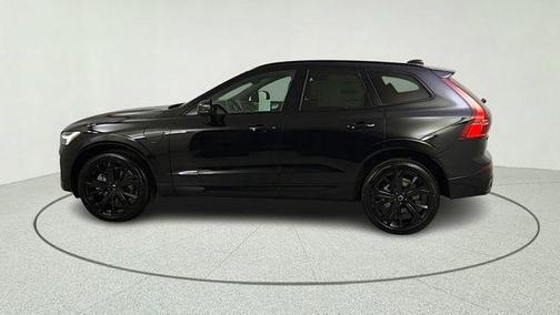 Onyx Black Metallic 2026 Volvo XC60 Plug-In Hybrid T8 Ultra Black Edition