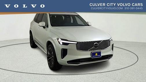 Crystal White Pearl 2026 Volvo XC90 Plug-In Hybrid T8 Plus 7-Seater