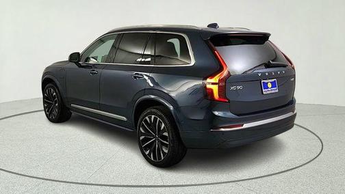 Denim Blue Metallic 2026 Volvo XC90 Plug-In Hybrid T8 Ultra 7-Seater