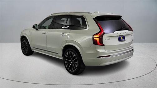 2026 Volvo XC90 Plug-In Hybrid T8 Plus 7-Seater