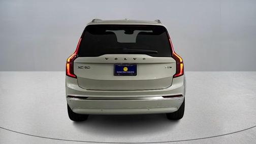 2026 Volvo XC90 Plug-In Hybrid T8 Plus 7-Seater