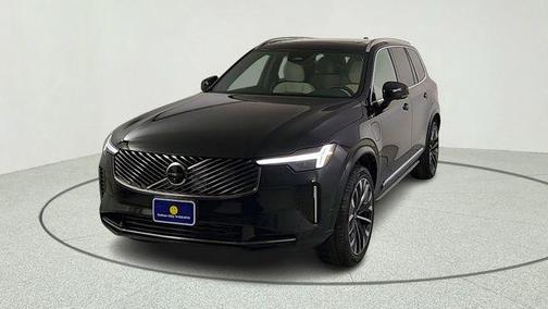 Onyx Black Metallic 2026 Volvo XC90 Plug-In Hybrid T8 Plus 7-Seater