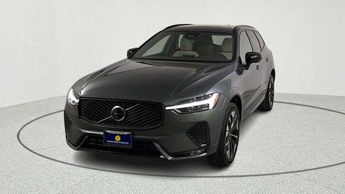 Forest Green 2026 Volvo XC60 B5 Plus
