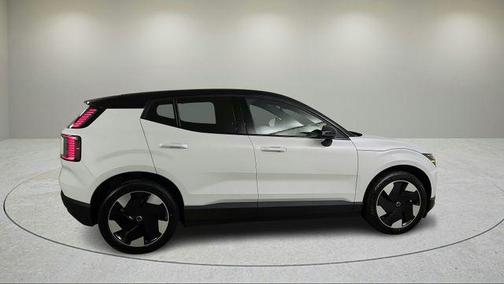 2026 Volvo EX30 Twin Motor Plus