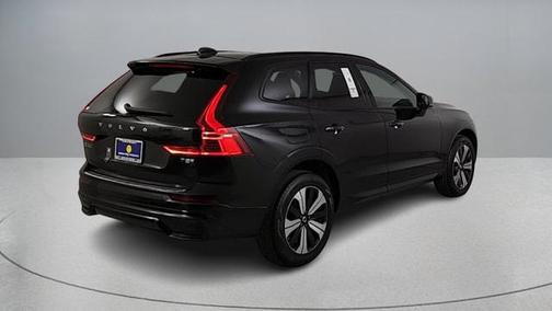 2025 Volvo XC60 Plug-In Hybrid T8 Core