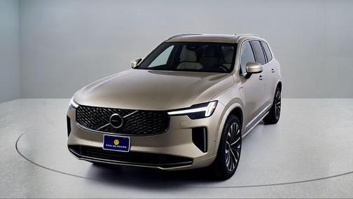 Bright 2026 Volvo XC90 Plug-In Hybrid T8 Plus 7-Seater