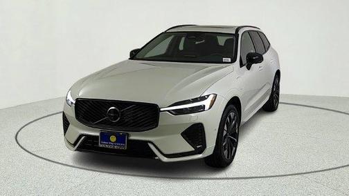 Crystal White 2026 Volvo XC60 Plug-In Hybrid T8 Plus