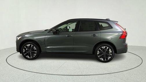 Forest Green 2026 Volvo XC60 B5 Plus