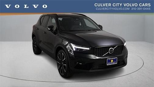 2026 Volvo XC40 B5 Ultra
