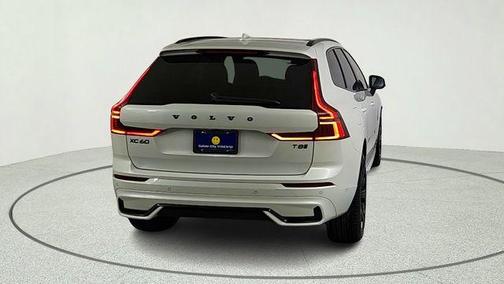 Crystal White 2026 Volvo XC60 Plug-In Hybrid T8 Ultra Black Edition