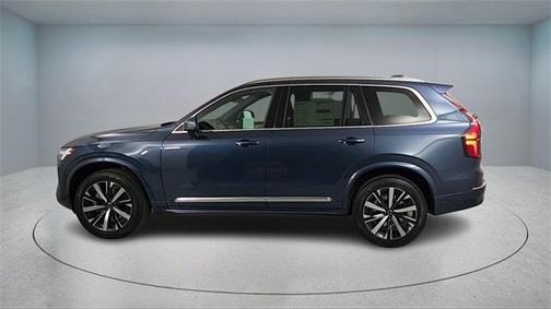 2026 Volvo XC90 B5 Core