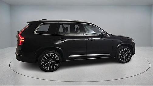 2026 Volvo XC90 Plus