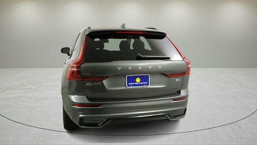 2026 Volvo XC60 B5 Ultra