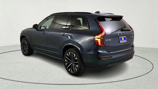 Denim Blue Metallic 2026 Volvo XC90 Plug-In Hybrid T8 Ultra Dark Theme 7-Seater