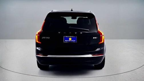 2026 Volvo XC90 B5 Core