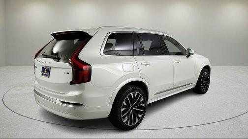 Crystal White Pearl 2026 Volvo XC90 Plug-In Hybrid T8 Plus 7-Seater