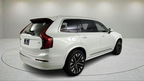 Crystal White Pearl 2026 Volvo XC90 Plug-In Hybrid T8 Plus 7-Seater