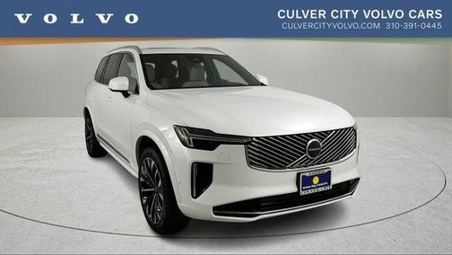 Crystal White Pearl 2026 Volvo XC90 Plug-In Hybrid T8 Plus 7-Seater