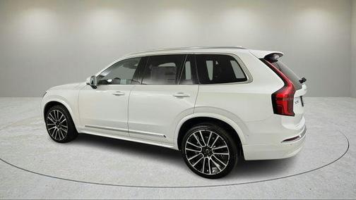 2026 Volvo XC90 B5 Plus 6-Seater
