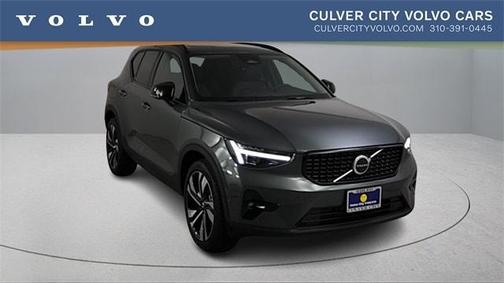2026 Volvo XC40 B5 Ultra