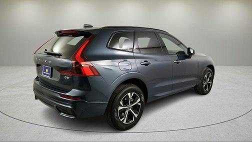 2026 Volvo XC60 B5 Core
