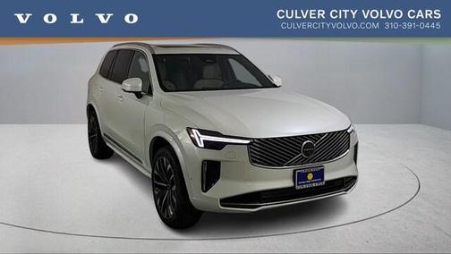 2026 Volvo XC90 Plug-In Hybrid T8 Plus 7-Seater