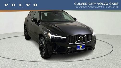 Onyx Black Metallic 2026 Volvo XC60 B5 Ultra