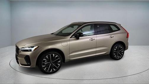 2026 Volvo XC60 Plug-In Hybrid T8 Ultra