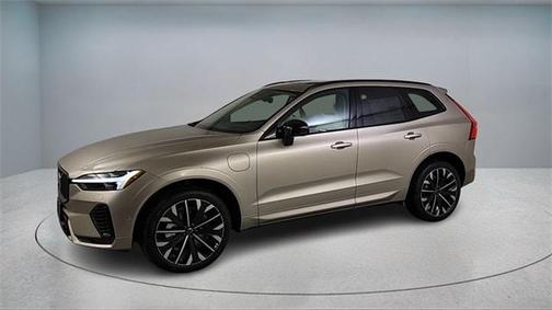 2026 Volvo XC60 Plug-In Hybrid T8 Ultra