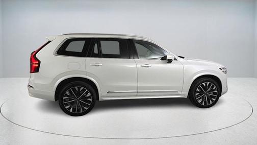 2026 Volvo XC90 Plug-In Hybrid T8 Plus 7-Seater