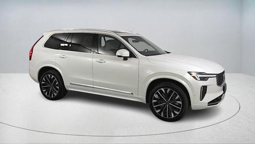 2026 Volvo XC90 Plug-In Hybrid T8 Plus 7-Seater