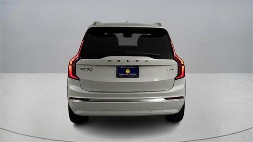 2026 Volvo XC90 Plug-In Hybrid T8 Plus 7-Seater