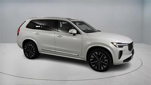 2026 Volvo XC90 Plug-In Hybrid T8 Plus 7-Seater