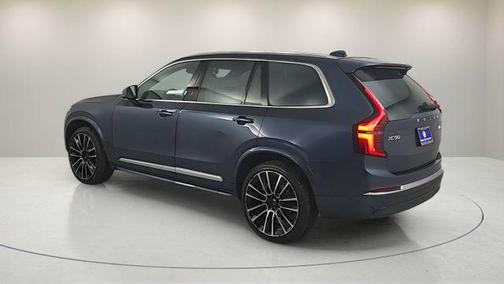 2025 Volvo XC90 B6 Ultra