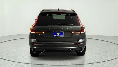 Forest Green 2026 Volvo XC60 Plug-In Hybrid T8 Plus