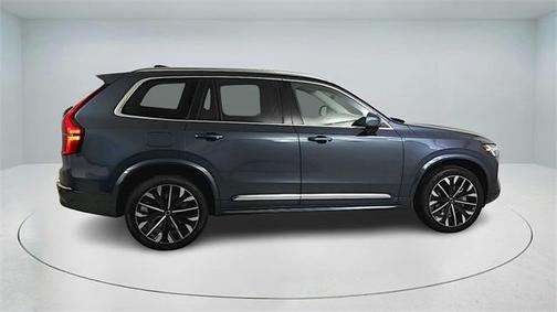 2026 Volvo XC90 B6 Ultra 7-Seater