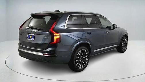 2026 Volvo XC90 B6 Ultra 7-Seater